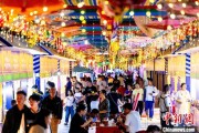 ai算命宁夏银川：非遗焰火迎端午 市民“粽”享夏日时光